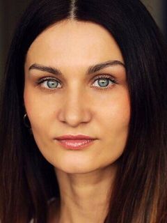 Юлия Манакова