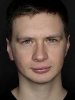 Эдуард Песков