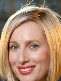 Цсилла Баратх Бастаич