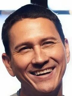 Криссада Сукосол Клэпп