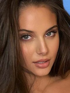 Carina Zavline