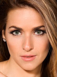 Моник Алфрадик