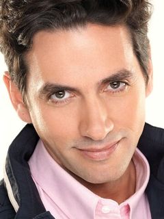 Корай Абалос