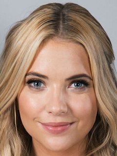 Эшли Бенсон