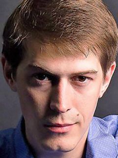 Артём Ефремов