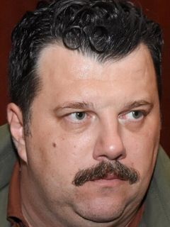 Борис Шавия