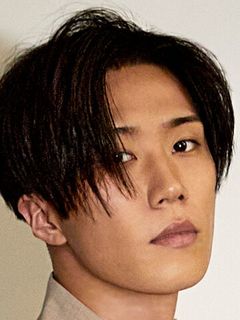 Таити Саотомэ