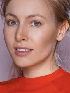 Лиза Тихонова