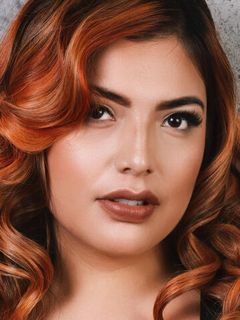 Стэйси Инес