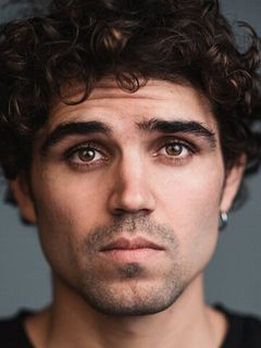 Адриа Эскудеро