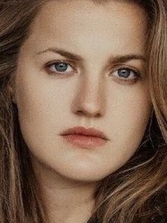 Елена Плужникова