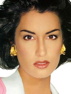 Ясмин Гоури