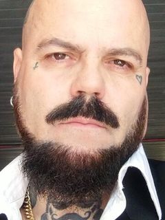 Саймон Эллис