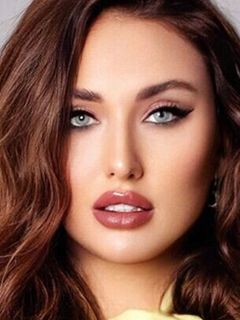 Анна Мезенцева