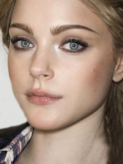 Джессика Стэм