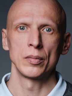 Евгений Белов