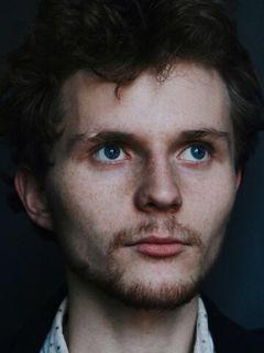 Антон Вараксин