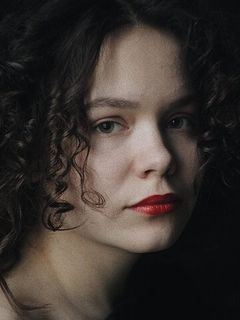 Юлия Бурова