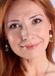 Елена Данова