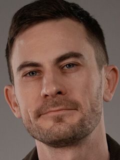 Владимир Комаров