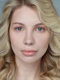 Елена Манакова