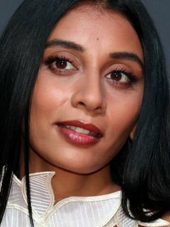 Долли Сингх