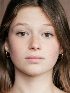 Нелли Хоффман