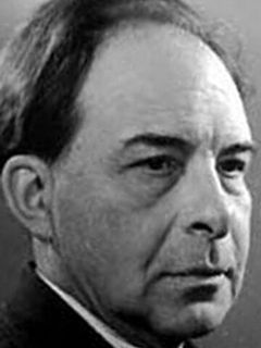 Александр Комиссаров