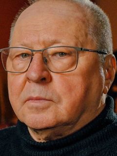 Олег Ковалов