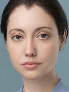 Юля Арутюнова