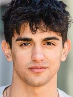 Мидо Котайни