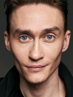 Александр Никонов