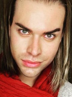 Гоген Солнцев