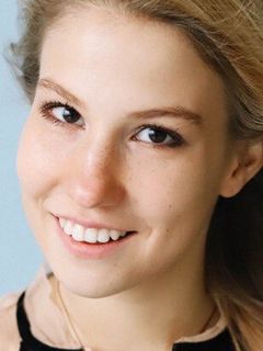Анна Ахметова