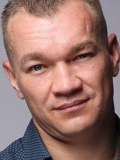 Евгений Тарасов