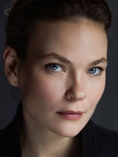 Анна Ливанова