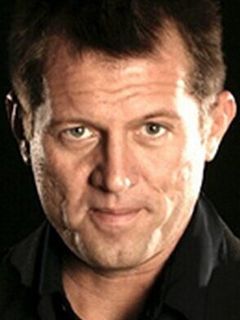 Майк Фостер