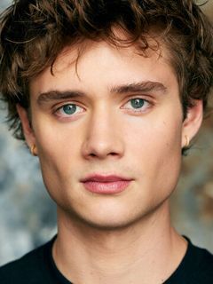 Шей Притчард