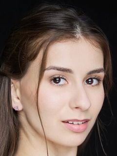 Анна Зинурова