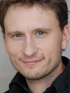 Адам Конджер