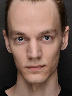 Олег Дернов