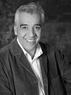 Марио Ведоя