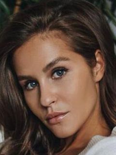 Леонела Мантурова
