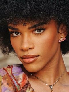 Ясмин Финни