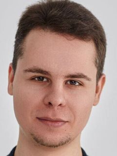 Владимир Такинов
