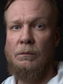 Илья Константинов