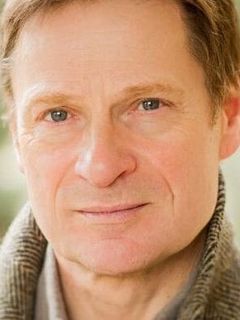 Саймон Кинлисайд