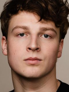 Фионн Лэйрд