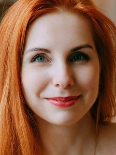 Анна Кулаева