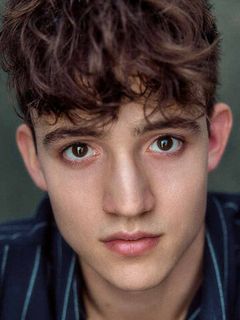 Джеймс Крэйвен